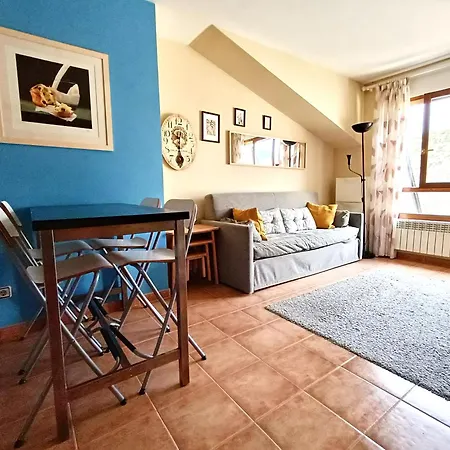 Apartamento Con Encanto Jaca Zewnętrze zdjęcie